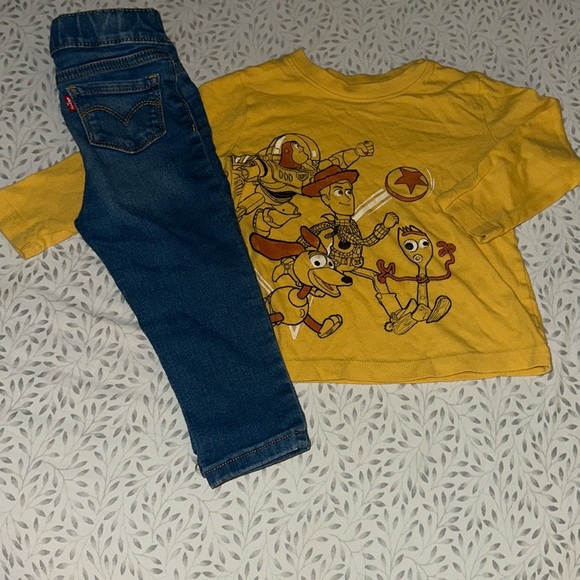 Levi’s Toddler Pull-On Jeggings & Toy Story Long Sleeve - Picture 1 of 7